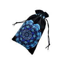 Mantel De Tela Para Tarot 29x29Inch Con Bolsa Grátis Juego De Cartas De Divinación Mesa De Atracción Alquimia Estilo Americano - details 6