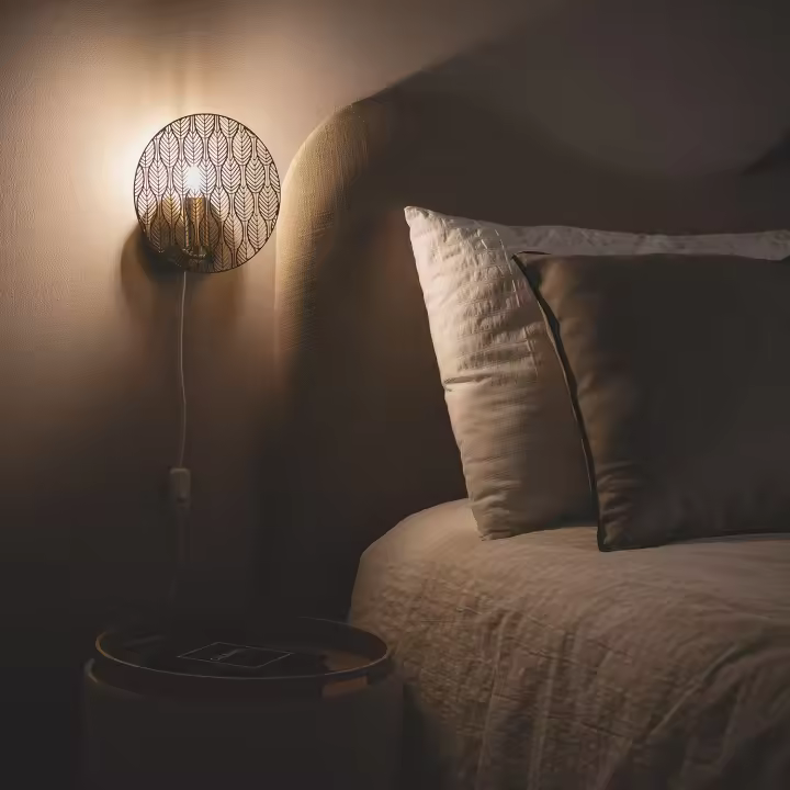 Ledkia Lámpara de Pared Metal Delly - Diseño Único y Elegante - Luz LED E14 - 1