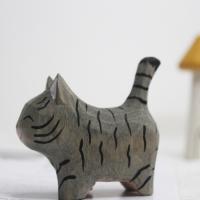 Adorno De Gato De Madera Hecho a Mano Ornamento De Animal Creativo Para Escritorio Decoración De Artesanía Tamaño Pequeño - details 3