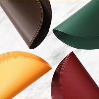 Juego De Tapetes Redondos Para Mesa De Café En Cuero Sintético Negro Lujo Accesorios Para Cocina Decoración Navideña Estilo Americano - details 1