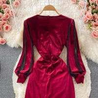 Vestido Bodycon De Veludo Negro/Rojo Para Mujer Vintage Con Cuello En V Y Mangas Largas Patchwork Midi De Otoño Invierno - details 13