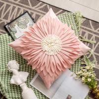 Funda de almohada cuadrada para el hogar, diseño de princesa con ventanal y margaritas pequeñas, funda de cojín para la mesita de noche - details 3