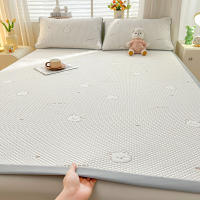 Almohadilla De Látex Natural Para Verano Con Estampado De Oso Fresco Y Moderno Almohadilla De Seda Refrescante Doblablable Para Cama Textil Suave Y Cómodo - details 7