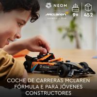 Lego NEOM McLaren Formula E Team Lego Technic 42169 - details 1