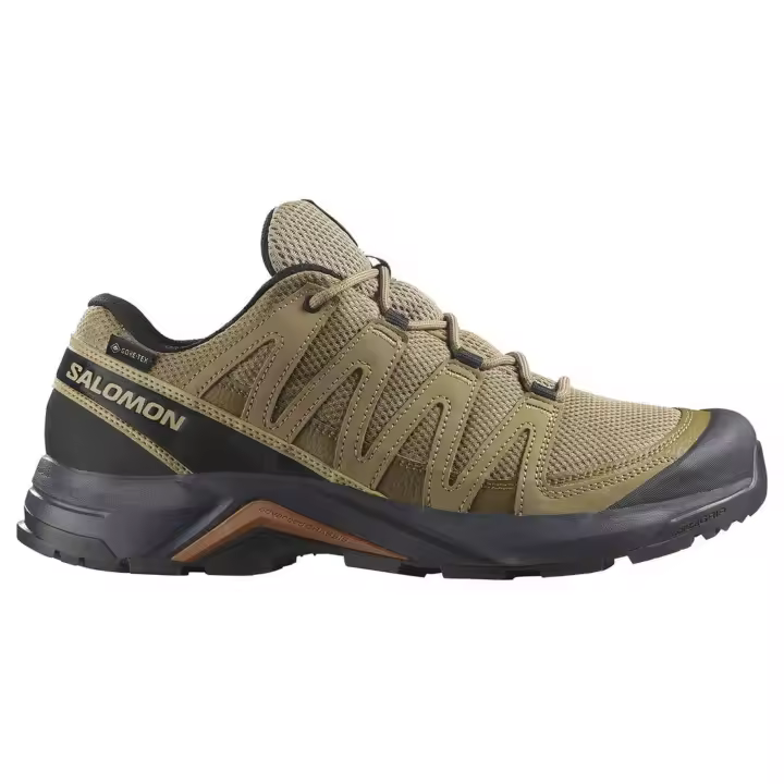 Calzado Outdoor marca Salomon modelo L47813100 para hombre en color marrón - 1