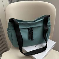 Bolso De Hombro Para Mujer De Tela De Nylon Gran Capacidad Bolso De Moda Unisex Bolso Cruzado De Solapa Bolsa De Mano - details 9