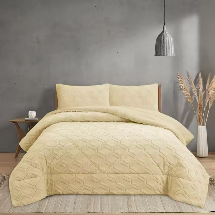 NOVOTEXTIL Edredón de Invierno Sherpa Extra Grueso 560gr/m² Modelo Premium Cálido Suave Sedalina Fibra Hueca Siliconada Borreguito Interior Coralina Exterior Tacto Aterciopelado Inclue 1 o 2 Fundas de Cojín 50x70 cm Ropa de - 1
