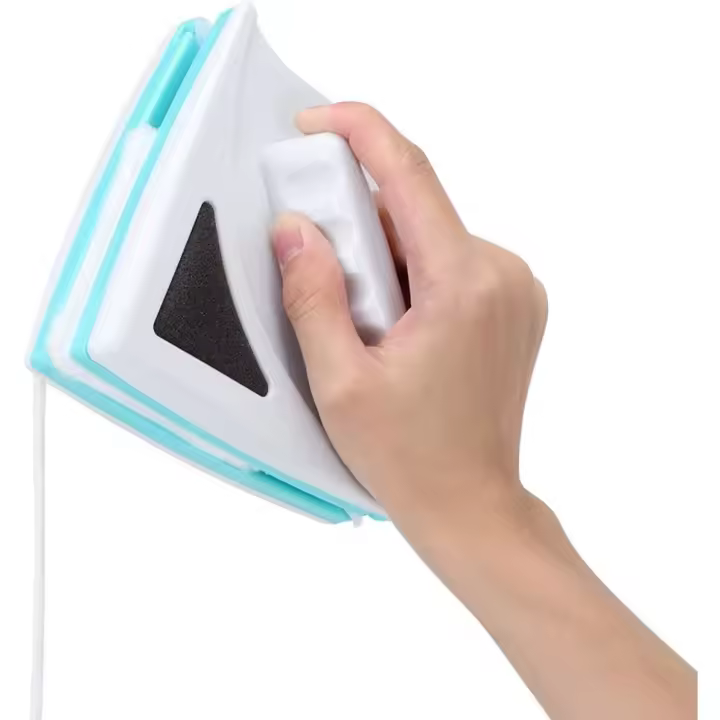 Cepillo limpiador magnético de doble cara para ventanas de doble acristalamiento. - 1