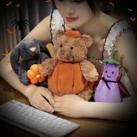 Muñeco De Peluche De Conejo Negro Con Calabaza Suave Para Halloween Truco O Trato Juguete De Oído De Osito Y Capa Peluche De Berenjena Para Adultos - details 10