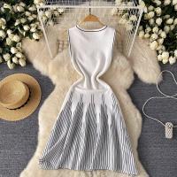 YuooMuoo Vestido Sin Mangas De Hombre Casual Para Verano Blanco Y Negro A-Line O-Cuello Cierre De Pulsera Longitud De Rodilla - details 2