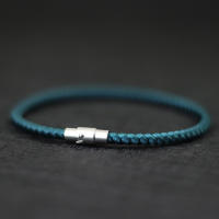 Pulsera De Hilo Rojo Con Hebilla Magnética Estilo Simple Unisex Joyería De Amistad Accesorios De Playa Regalo Pulsera De Cuerda Magnética Para Camaradería - details 6