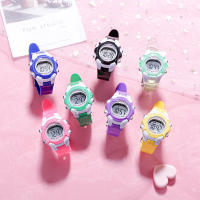 Reloj Digital Para Niños Resistente Al Agua Con Correa De Silicona Deportiva Pantalla LED De 7 Colores Regalo Para Estudiantes Para Niñas Y Niños Entre 3 Y 10 Años - details 0
