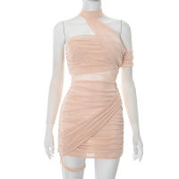 CUTENOVA Vestido Corto De Mujer En Color Sólido Con Parche De Malla Y Cuello Colgante Sin Espalda De Encaje Asimétrico Y Pleated Para Verano - details 1
