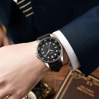 Reloj De Cuarzo Para Hombre Estilo Casual Y Moda Correa De Cuero PU Resistentes Al Agua Profunda Sin Empaque Aluminio Material De La Caja - details 4