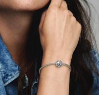 PANDORA One Lock Love String 925 Plata Hueca Hermoso Significado Moda DIY Cuentas Regalo de Cumpleaños One Lock Love String Talla Única - details 0