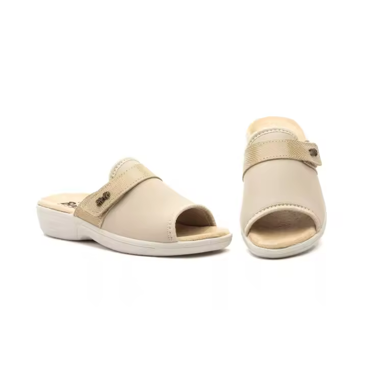 TS-1416 Negro -Beige y Azul Hecho en Italia Sandalias Mujer Licra Negro-Beige y azul BioUp Numeración: 35-41 Marca: BioUp zueco todo en licra planta de gel super comoda y cierre con velcro para mejor ajuste gran comodidad para todos los pies - 1