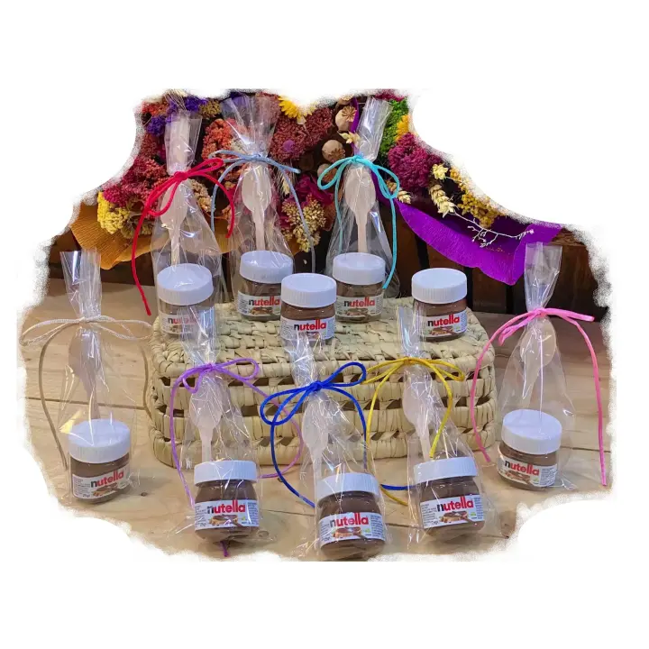 Nutella mini 25 gr. LOTE DE 10 unidades regalos para bodas detalles para niños niñas bodas cumpleaños comuniones fiestas infantiles regalos para bodas Candy Bar en bolsa de regalo con cuchara de madera y lazo de colores - 1