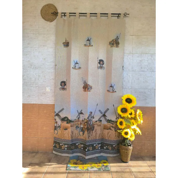 Cortina de Puerta Exterior 140×260 cm | Diseño Quijote y Sancho | Privacidad y Estilo | Mercatienda - 1