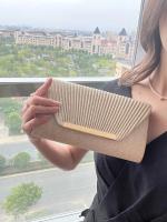 Bolso De Noche Elegante Y Moderno 2023 Para Novia Y Damas De Honor Cierre De Cadena Bolso De Mano Para Mujer Material Principal Poliéster Estilo Inglés - details 8