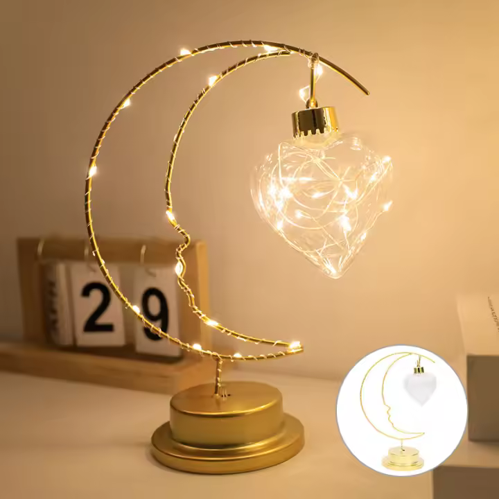 Lámpara Nocturna LED En Forma De Luna Y Estrella Decoración Para El Hogar Material De Hierro Pequeño Regalo Con Luz De Corazón - 1