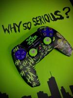 BLADE - PS5 DC Combo Pack Joker, Carcasa Rígida + Touchpad Sticker + Grips, Glow In The Dark - details 2