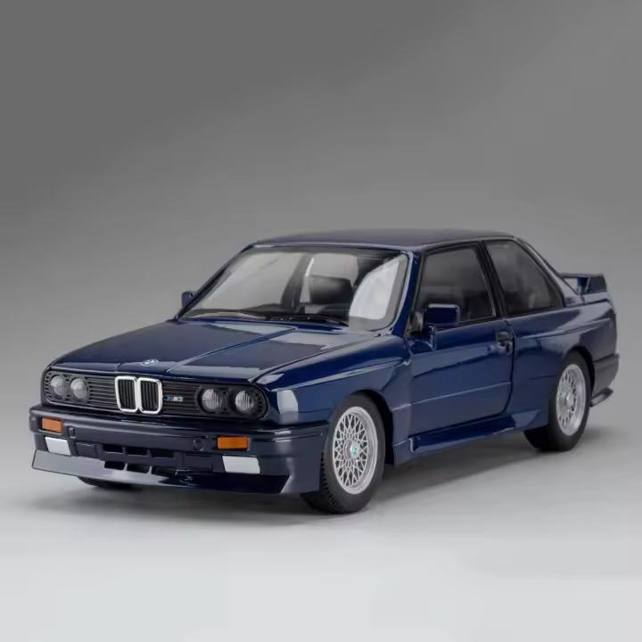 Coche De Juguete M3 De 1:24 Con Sonido Luz Y Puertas Abiertas Coche Miniatura De Aleación De Metal Para Niños Regalo Tamaño Realista - 1