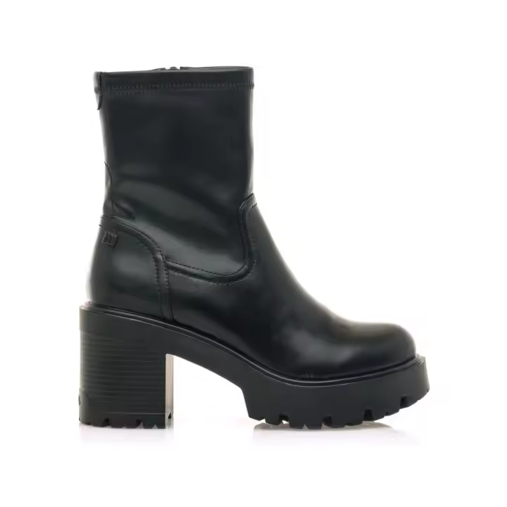 Botines Mustang modelo 52889 en color Negro - 1