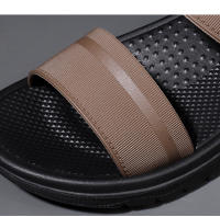 Sandalias Clásicas Para Hombre Verano Zapatillas Al Aire Libre Ligeros Moda Casual Tallas 38-45 Material Superior PVC Estilo Gladiator - details 5