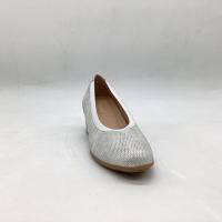 Virucci - Zapatos de Salón con Tacón Casual de Mujer Cómodas Modernas VR5-1668 disponible en Marino, Oro, Plata, Negro - details 2