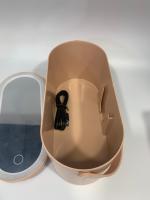 Estuche de Maquillaje Portátil 3 en 1 con Luz LED, Espejo y Asa Ergonómica – Organizador Cosmético Ideal para Viaje - details 3
