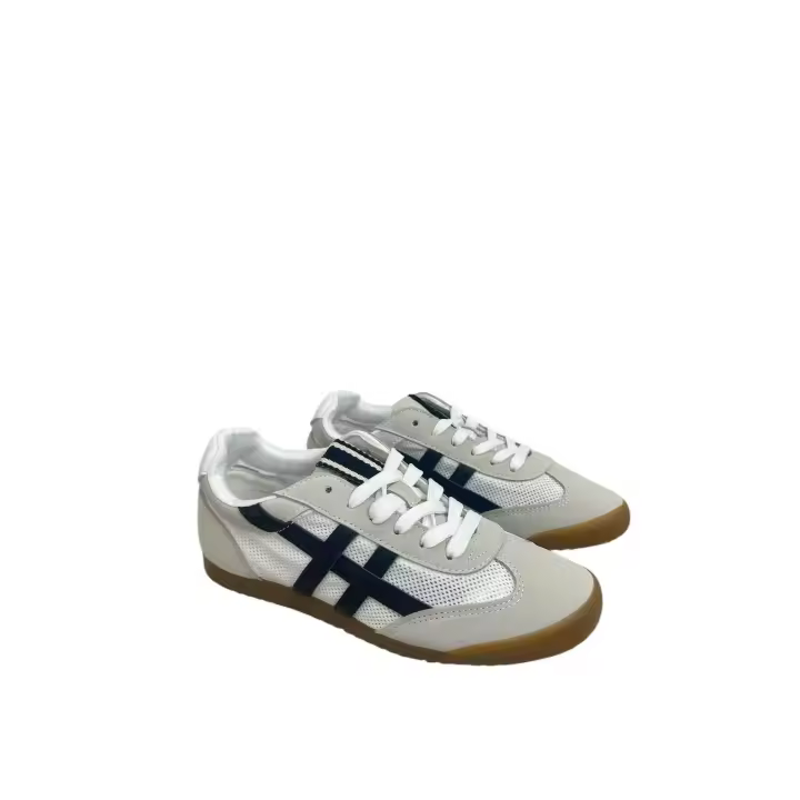 Calzado Estilo. Zapatillas deportivas con estampado animal, colores neutros, para mujer, flexible, con goma antideslizante - 1