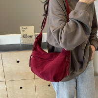 Bolso De La Mujer Estiloso De Forma De Dumpling Con Múltiples Bolsillos Bolso De Hombro De Moda Gran Capacidad Bolso De Luna Media Ajustable Correa Para Viajes Al Aire Libre - details 1