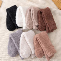 Calcetines De Velours Coral Grueso Para Mujer Color Sólido Calzado Interior Invierno Calcetines De Piel Suave Calientes Protección Contra El Frío Regalo De Navidad - details 12