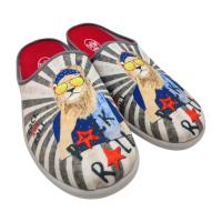 Zapatillas de casa para hombre de verano con puntera cerrada Marca Flossy cómodas, flexibles, ligeras y gran confort , con plantilla extraíble y suela perfumada , antideslizante , fabricadas en España ,suaves y tiernas. Calzado para el hogar ideal - details 1
