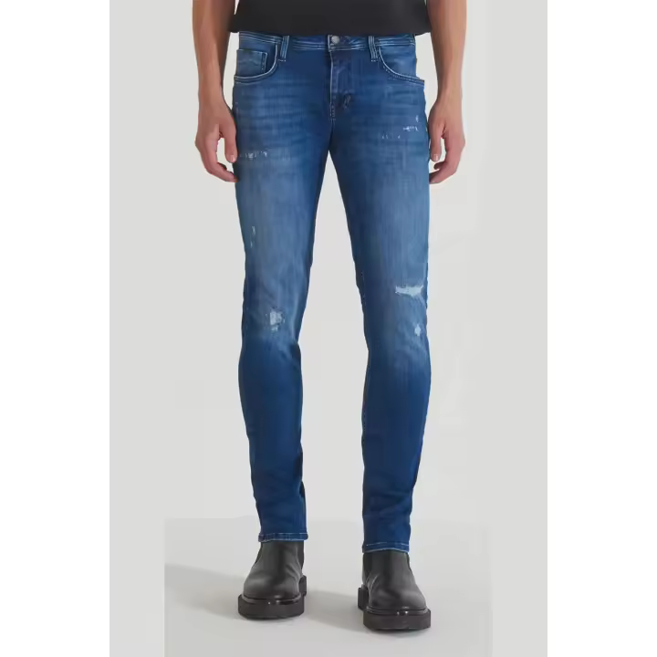 Antony Morato pantalón vaquero para hombre con corte ajustado y estilo moderno. Imprescindible en tu fondo de armario M12 - 1