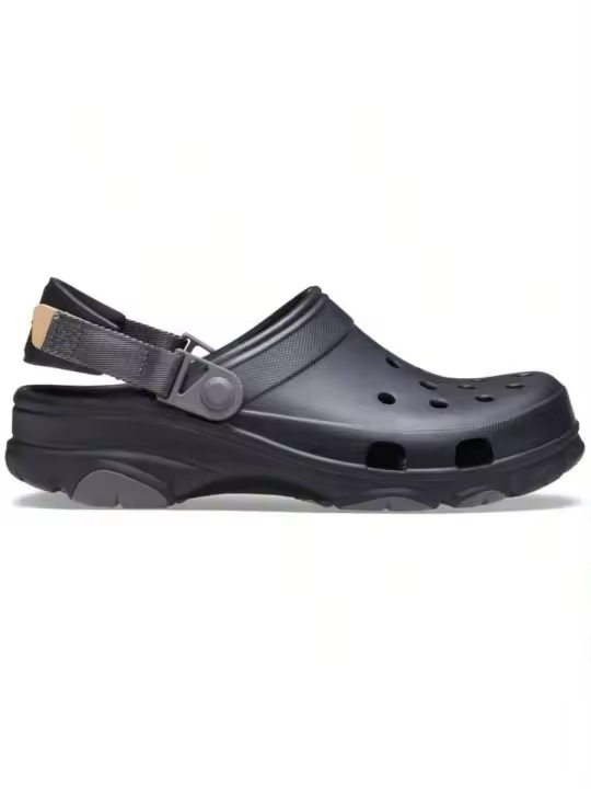 Classic All Terrain Clog U de Crocs, comodidad y estilo en cada paso. Diseño ergonómico, ideal para el día a día y actividades al aire libre. - 1