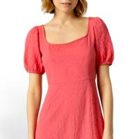 Vestido con espalda en nido de abeja de Tiffosi, con cuello redondo, manga corta con goma y apertura lateral frontal. - details 4