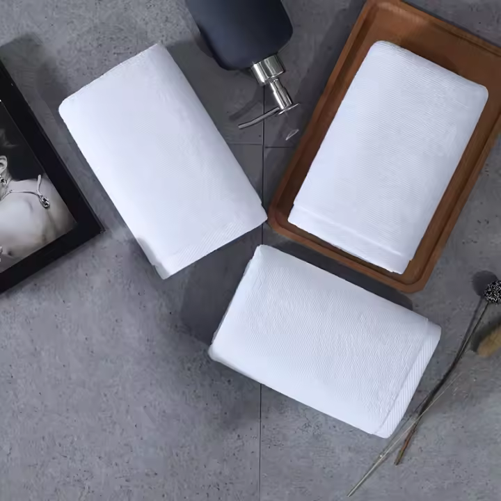 Toallas De Rociador Multifuncionales Blancas Suaves De Microfibra Para El Hogar Y Hotel Toallas De Mano Portátiles De 3 Piezas - 1
