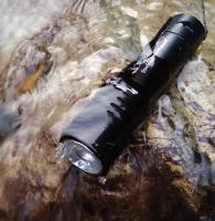 Linterna Profunda 8000LM Super Potente IPX8 Profesional Para Natación Y Pesca Luz LED Ajustable Impermeable 18650 Con Zoom - details 14