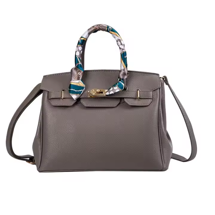 Bolso estampado, banda diagonal de platino, 2025 - 1