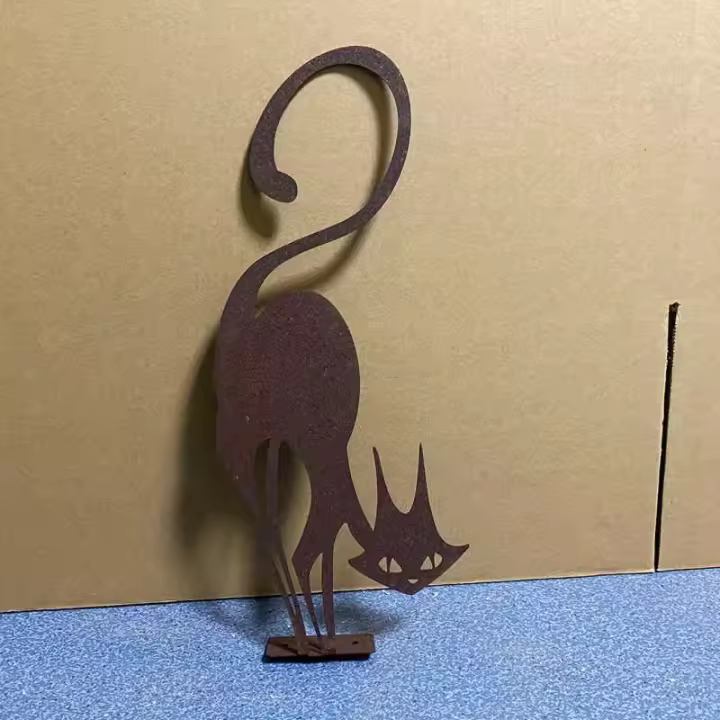 1pc Adorno De Jardín De Hierro Fundido Serie Rusticidad Gato De Halloween Valla Para Exterior Arte De Jardín Ornamento De Puerta - 1