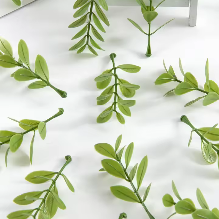 20PCS Hojas Artificiales Para Decoración De Bodas Fiesta Hogar DIY Embalaje De Caramelos Y Pasteles Guirnalda Navidad - 1
