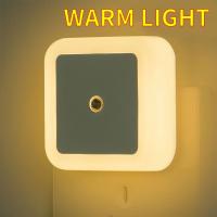 Lámpara Nocturna Mini Con Sensor De Luz Para Niños Y Adultos Para Dormitorio Y Sala De Estar 110-240V Enchufe EU US UK Incluye Batería Luz LED Controlada Por Movimiento - details 1