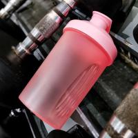 Botella De Deporte Shaker Para Proteína De Mantequilla Con Mezclador De Acero Inoxidable Plástico Libre De BPA Botella De Bebida Portátil Para Gimnasio Y Exterior 400ml - details 7