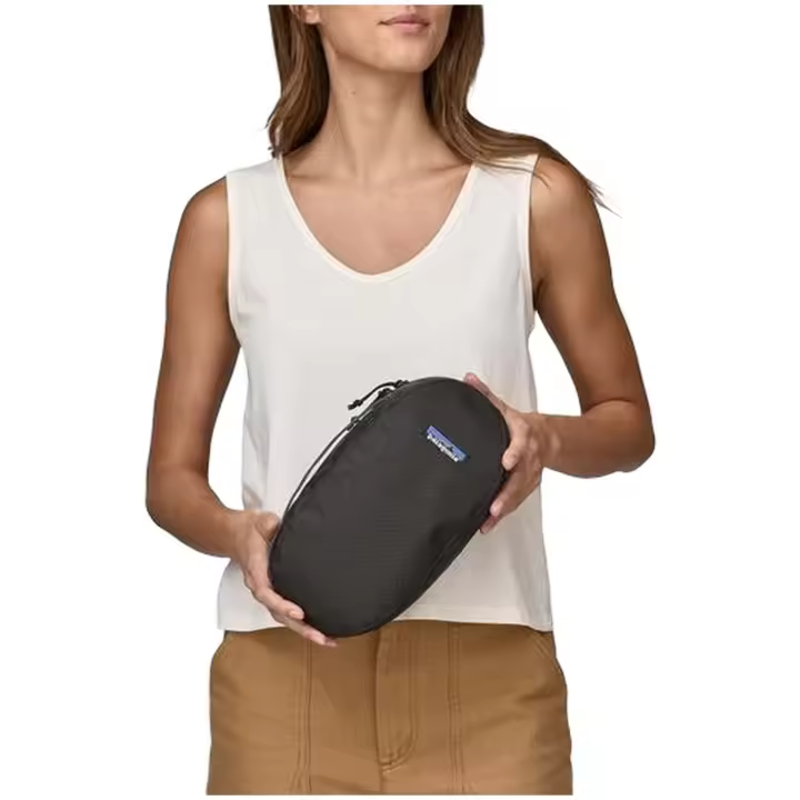 Bolso Patagonia Black Hole Cube 3L para unisex en color azul - 1