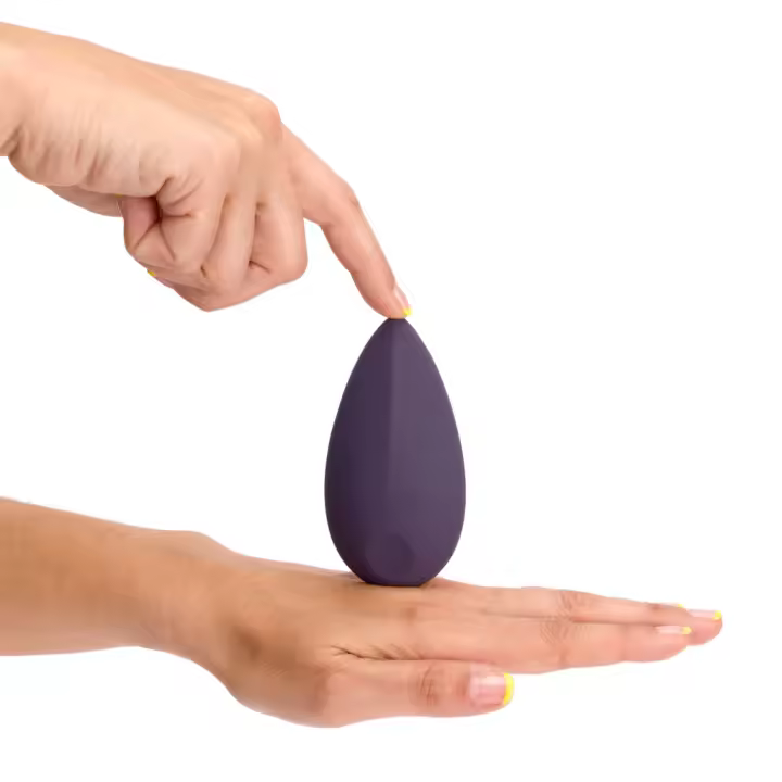 Platanomelón - Vibrador Clitorial Ergonómico con 3 Velocidades y 9 Modos de Vibración, Juguete Erótico Sumergible y Recargable - Ivo Morado - 1