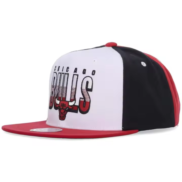 Gorra Mitchell & Ness Chicago Bulls para hombre en color rojo - 1