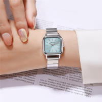 Reloj De Pulsera De Mujer Simple Cuadrado Dial Acero Vestido De Moda Y Casual Resistente Al Agua Displays De Numeración Romana - details 3