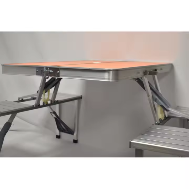 Conjunto de Mesas y Sillas Plegables para tu Camping o Exterior - ¡Práctico y Ahorra Espacio! - 1