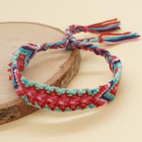 Pulsera Bohemia Ajustable De Algodón Tejida Con Patrones Geométricos Exóticos Para Hombres Y Mujeres Pulsera De Cadena Con Cordón Universal - details 3